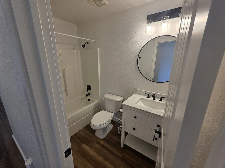 311 Violet St — Photo 15