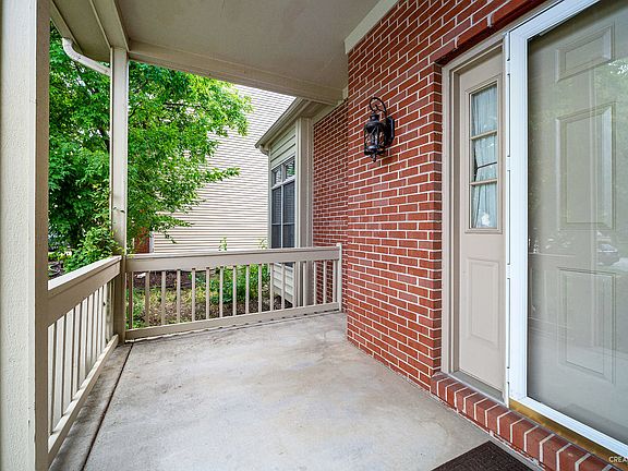 2nd image of 3497 Charlemaine Dr