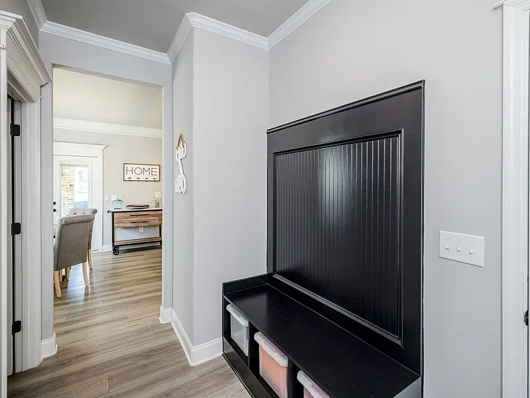 821 Lost Grove Trl — Photo 45