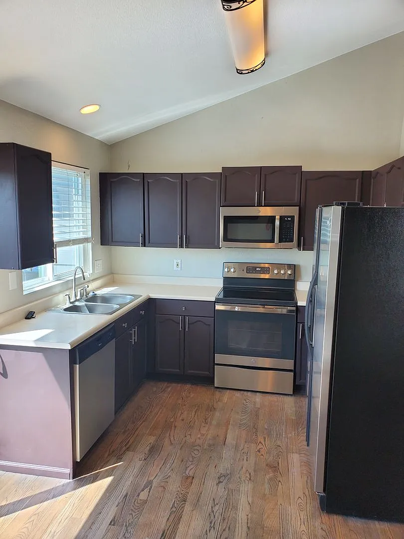 Coming Soon! Beautiful 3bd/2ba Thornton Home with Private Open-Space Views — Photo 3