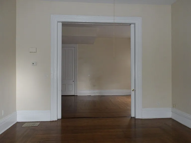 1233 S 2nd St — Photo 5