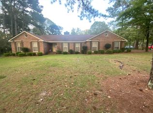 221 10th St, Cochran, GA 31014