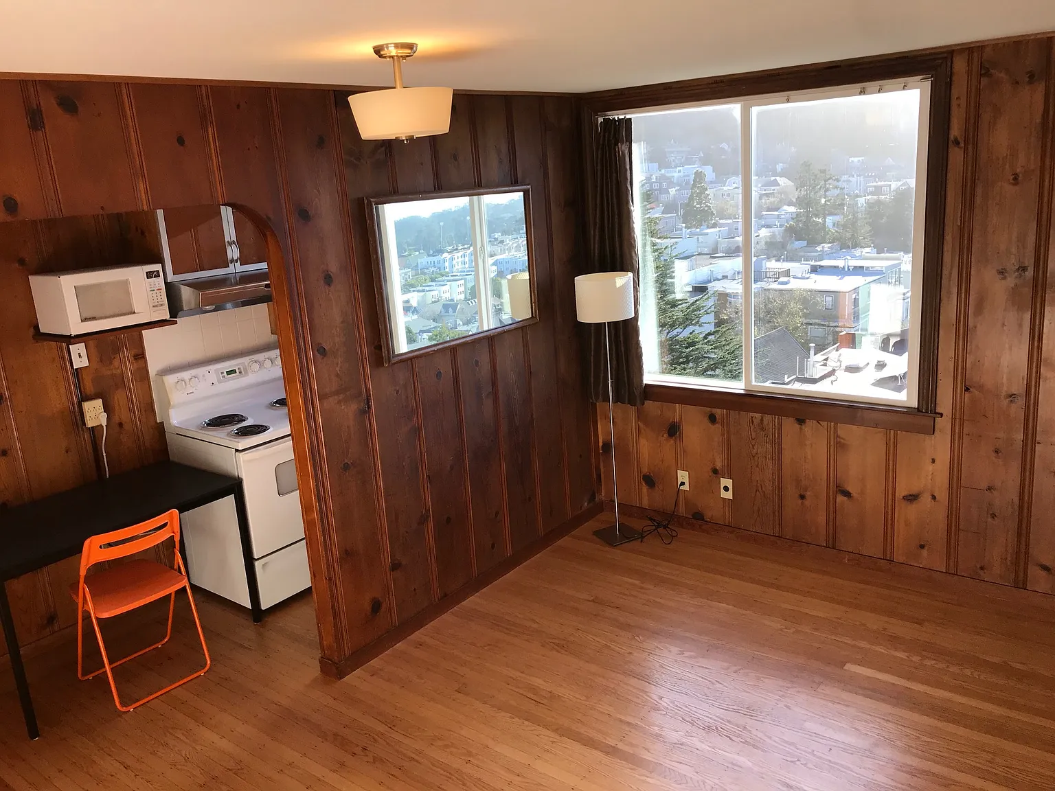 Studio, 350 sqft, $3,650 — Photo 3