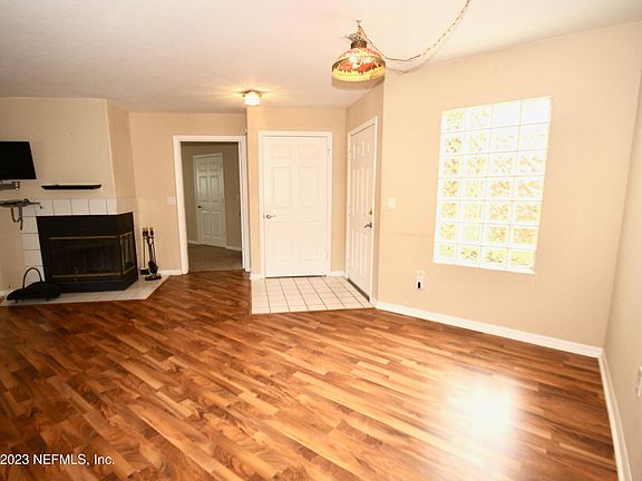 3rd image of 10150 BELLE RIVE Boulevard #2303