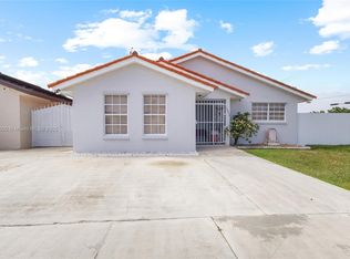 13892 SW 25th Ter, Miami, FL 33175