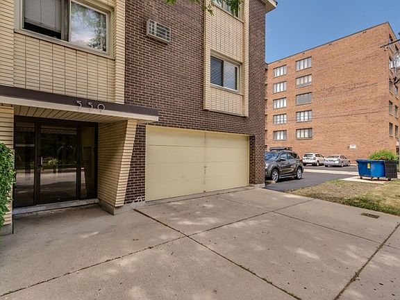 2nd image of 550 Graceland Ave APT 14