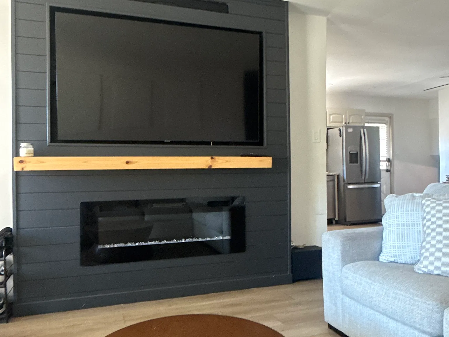3 bed, 960 sqft, $2,550 — Photo 2