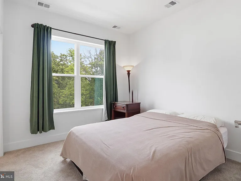 2103 Tysons Rd — Photo 22