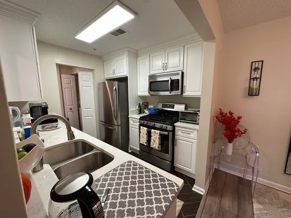 10001 Vanderbilt Cir, Rockville, MD