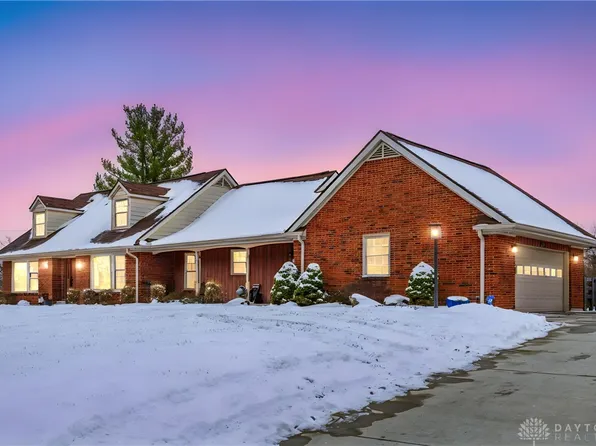 76 Farrell Rd, Vandalia, OH 45377