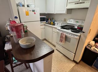 511 W Main St APT 205, Madison, WI 53703
