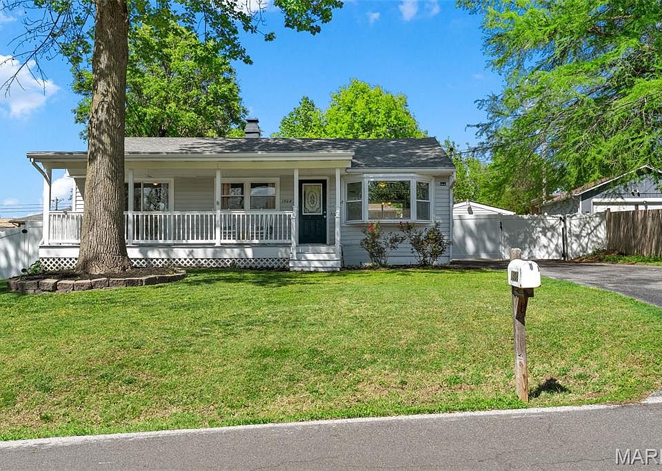 1st image of 1308 South Dr