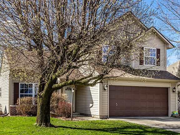 3rd image of 12325 Winding Creek Cir