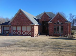 6157 Hunters Glen Road, Seligman, MO 65745