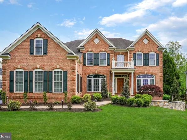 42597 Cochrans Lock Dr, Ashburn, VA 20148
