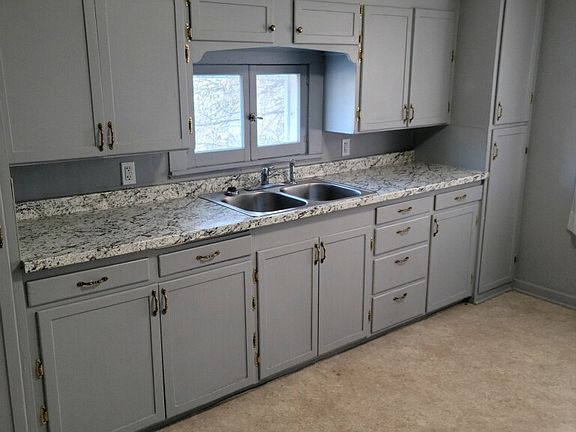 3rd image of 410 Ramsdell St #2