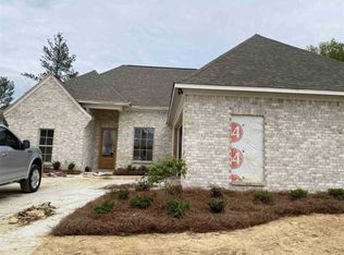 106 Hampton Pl, Madison, MS 39110