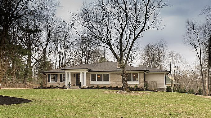 12306 Mistletoe Rd, Anchorage, KY 40223 | Zillow