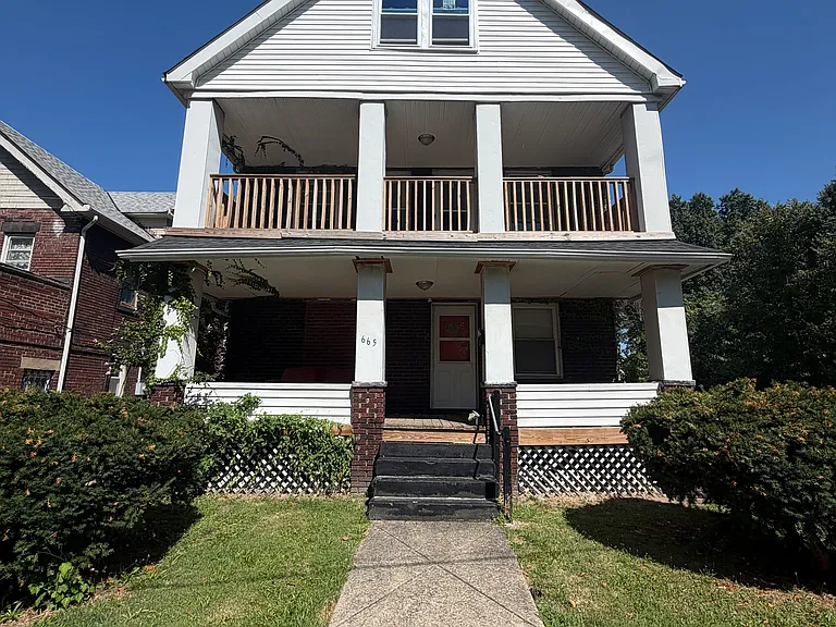 665 E 160th St #2 — Photo 1