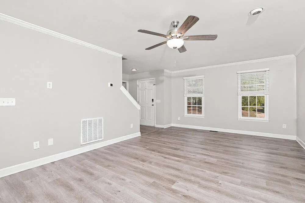 3 bed, 2.5 bath, 2126 sqft, $2,250 — Photo 4
