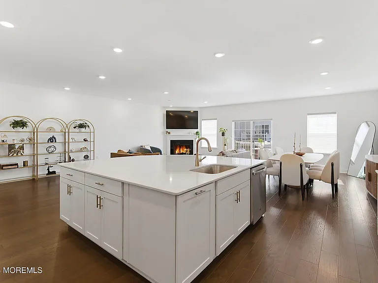 1402 Journey Ave — Photo 15