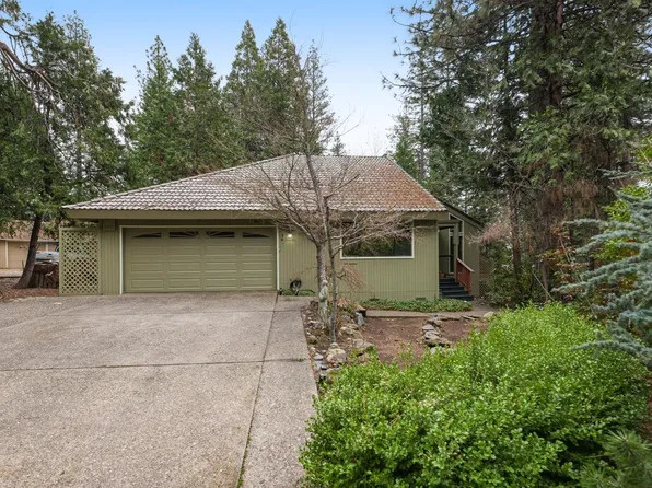 34 Hilltop Ct, Murphys, CA 95247