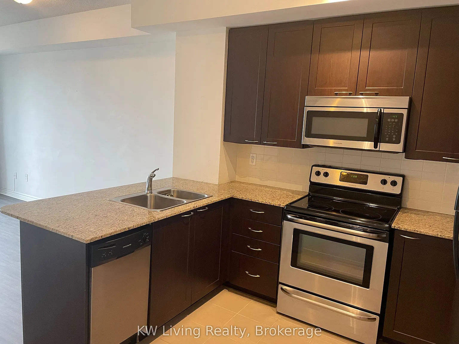 1 bed, $2,250 — Photo 3