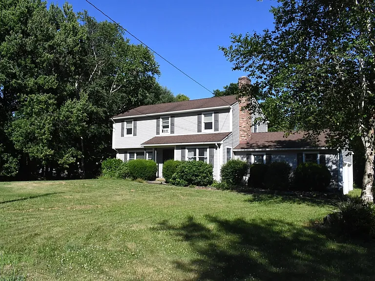 313 Burnt Plains Rd — Photo 1