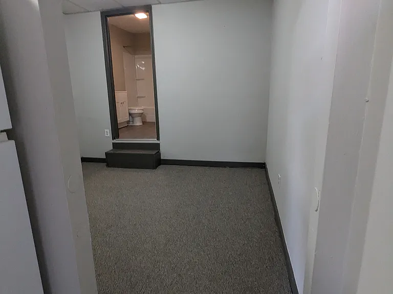 Park Station Apartments — Photo 7