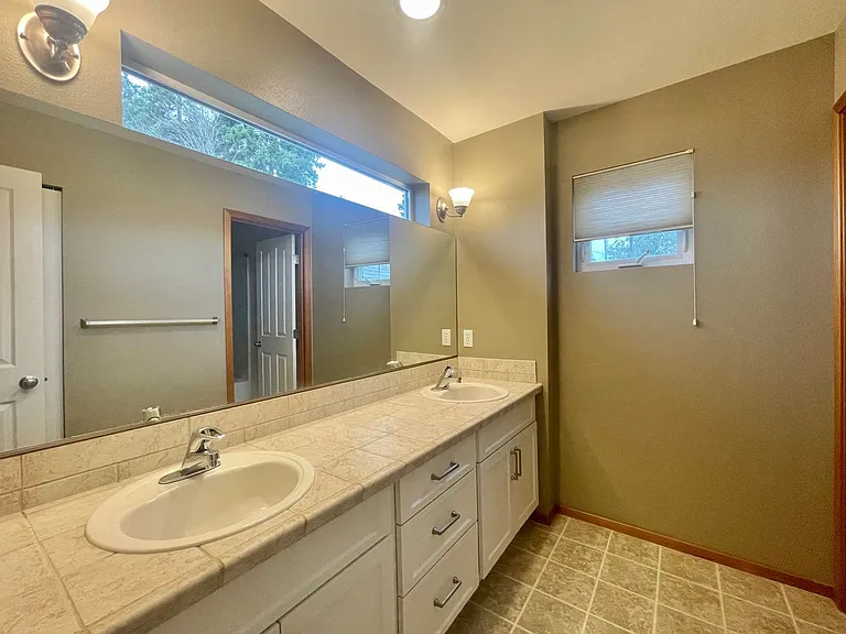 6804 224th St SW — Photo 25