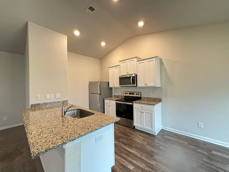 704 Cider Mill Way — Photo 2