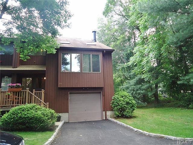1st image of 17 Braemar Ct #17