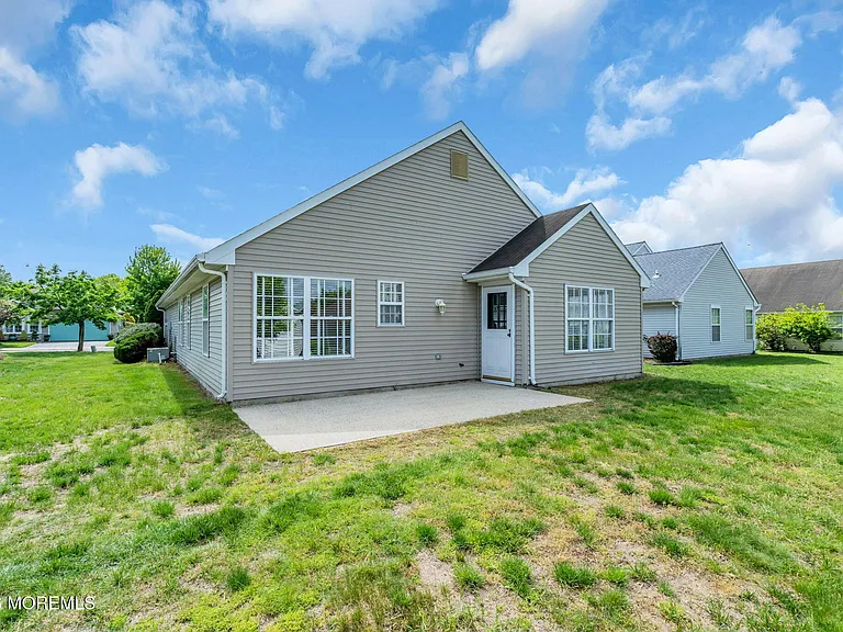 3178 Dillon Ln — Photo 32