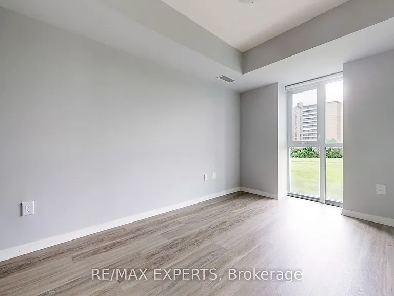 3237 Bayview Ave #102 — Photo 18