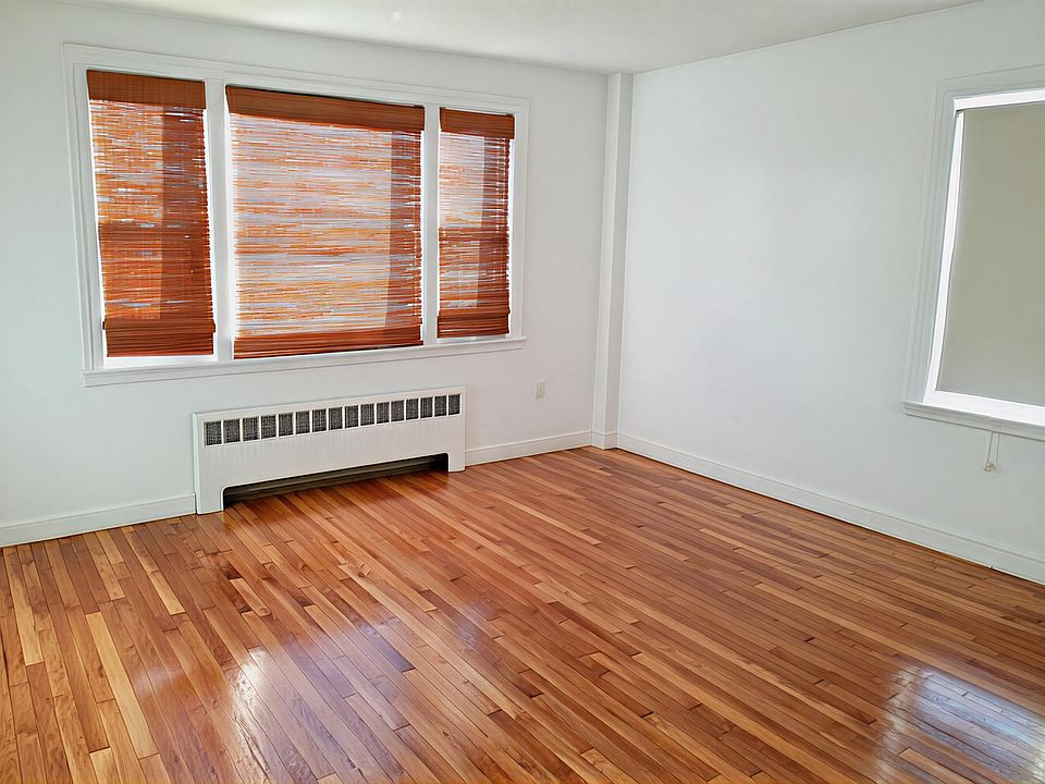 1st image of 248 Park St Floor 2