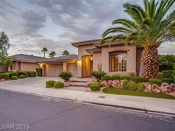 2nd image of 700 Canyon Brook Pl
