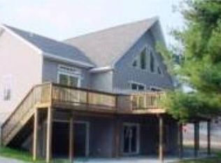 121 Bear Castle Dr, Bumpass, VA 23024