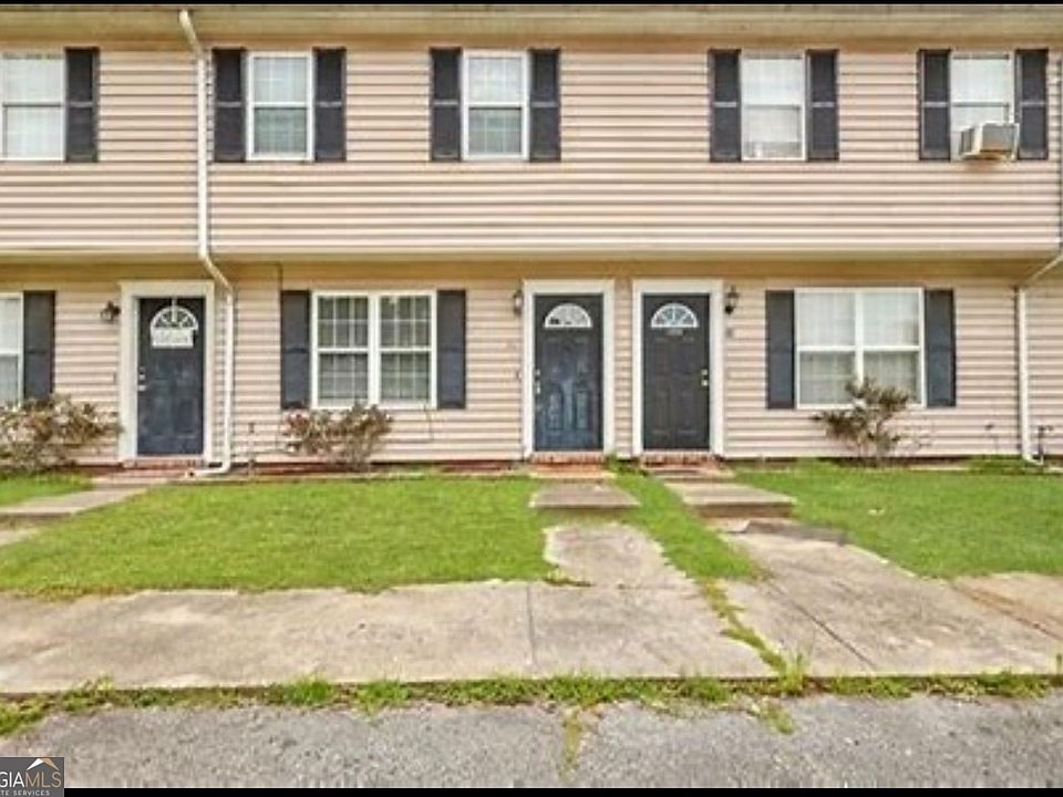 1st image of 1100 Pineland Ave APT 2D