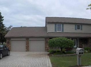 7220 Cardinal Rd, Clay, MI 48001