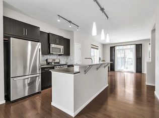 439 E Ascot Cir SW, Calgary, AB T3H0X3