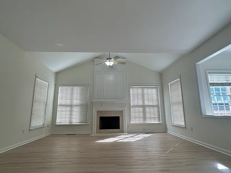 7985 Cavendish Pl — Photo 3