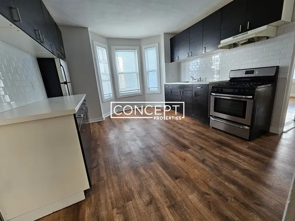 121 George St, Roxbury, MA