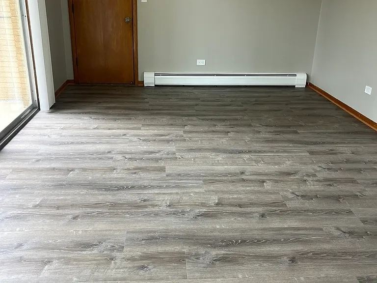 5818 W 107th Courtway #10 — Photo 2