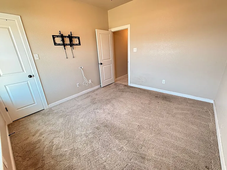 1412 Justice Dr — Photo 19