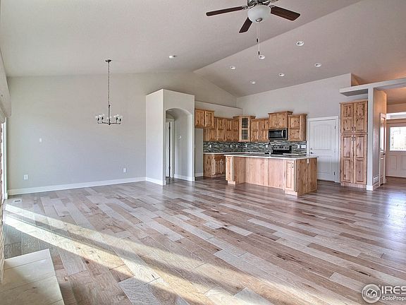 5th image of 4202 Florence Ave