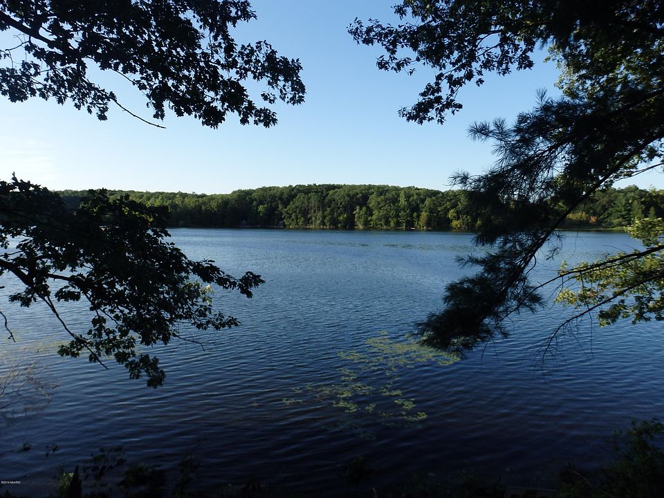 1st image of 8428 W Blue Gill Dr