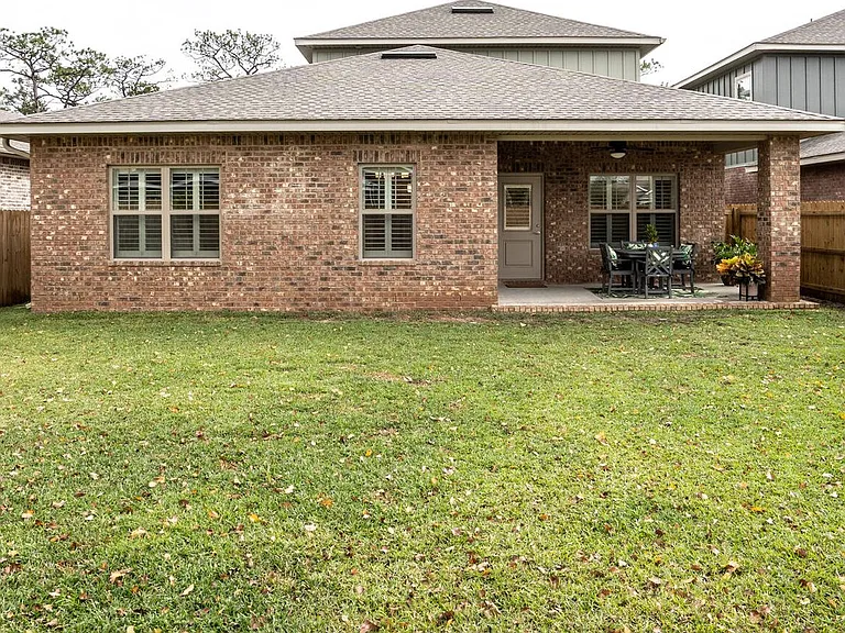 1937 Medlin Ct — Photo 17