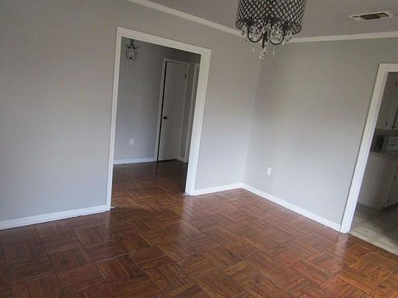 2nd image of 14121 Burlington Ave