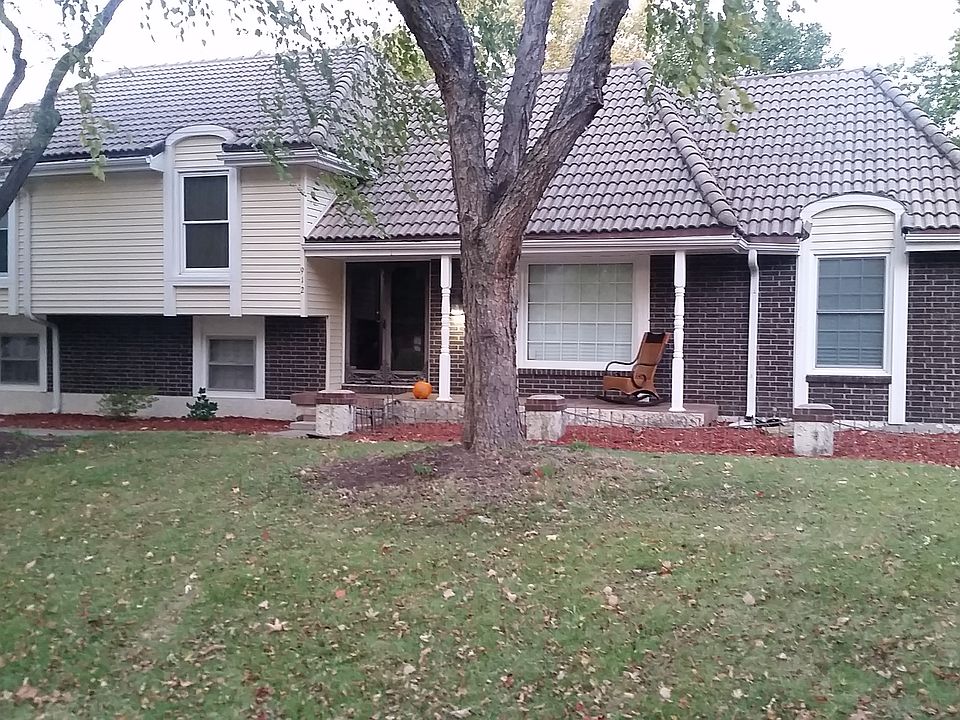 1st image of 912 NW 13th St