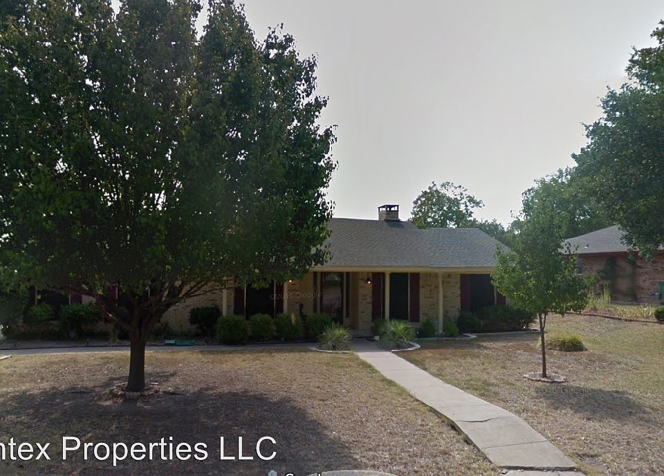 1st image of 605 Deer Dr